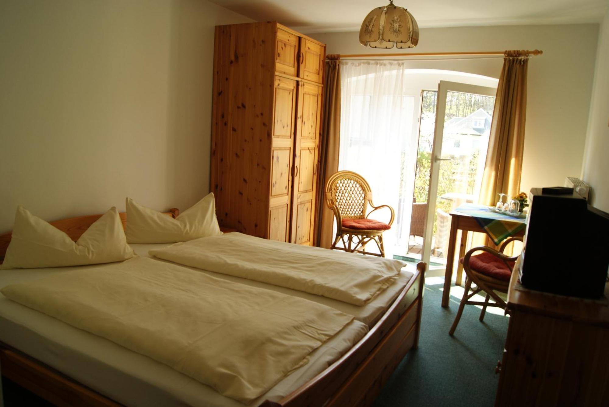 Pension Waldeck Гёрен Экстерьер фото